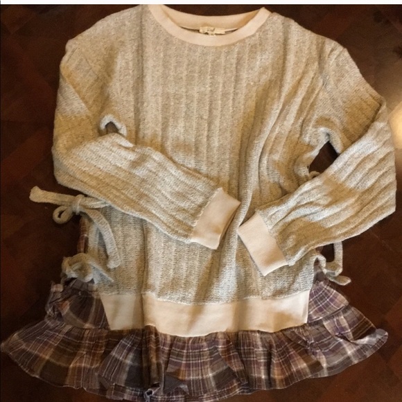 Cozy Knit Pullover Sweater - Picture 5 of 6